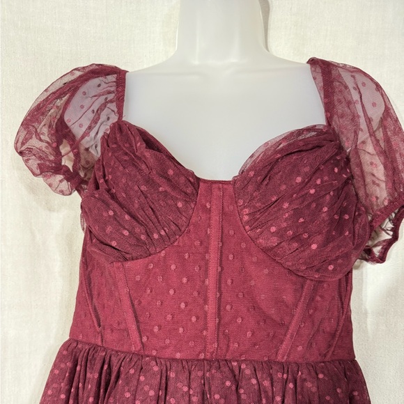 Lulu's Sweet Amor burgundy Tulle Swiss Dot Tiered Bustier Midi Dress Size Large - Picture 6 of 14